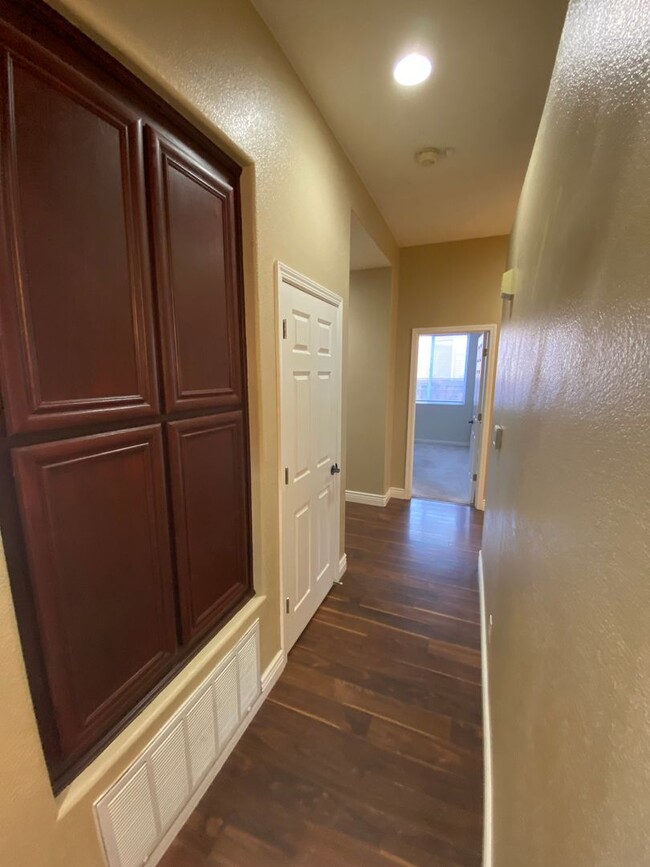 Foto del edificio - Move-In Special! $400 off first months ren...