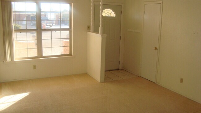 Foto del edificio - Northeast El Paso 4 Bed