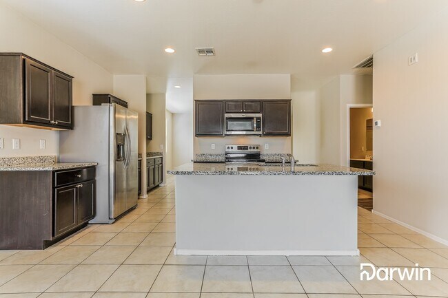 Foto del edificio - 11317 E Primrose Ct