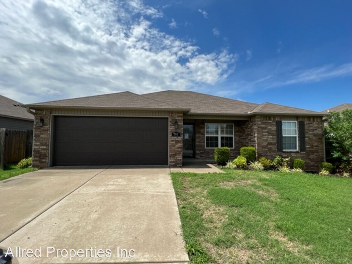 3 br, 2 bath House 791 Morningside Dr House for Rent in Centerton, AR