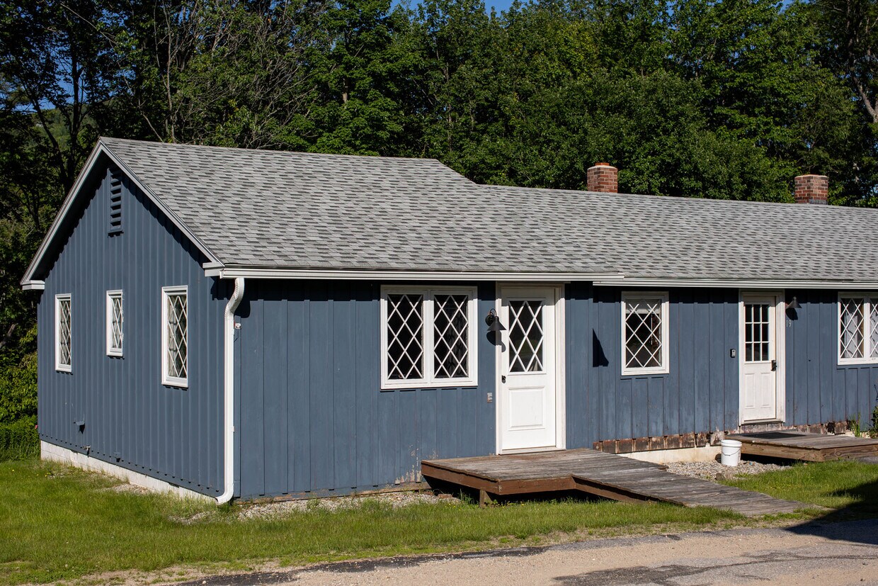 Building Photo - 19 Skiway Rd