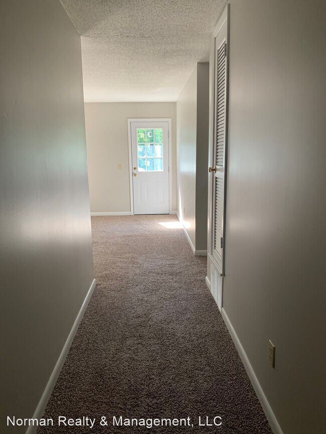 Foto del edificio - 3 br, 1.5 bath House - 248 Deerwood Drive