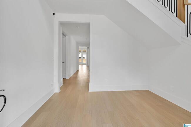 Foto del edificio - 1032 Clifton Rd