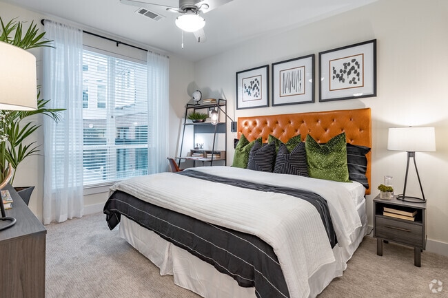 2BR, 2BA - 1085SF - 1st Bedroom - Broadway Chapter