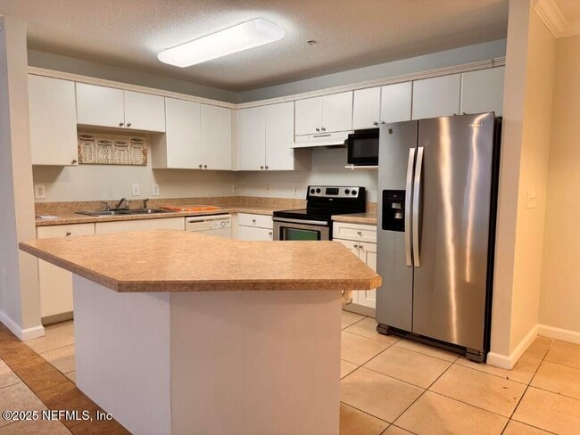 Foto del edificio - 3591 Kernan Blvd S