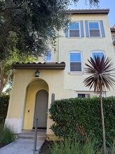 Building Photo - 2513 Escala Cir