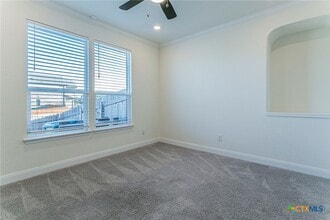 Building Photo - 1304 Long Crk Ln