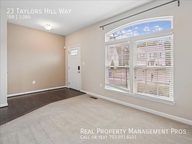 Building Photo - 23 Taylors Hl Wy