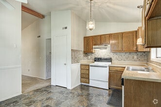 Building Photo - 3200 Anvil Pl