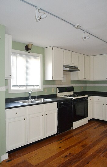 Primary Photo - 101 Cumberland St