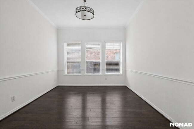 Foto del edificio - 2010 Silver Moon Dr