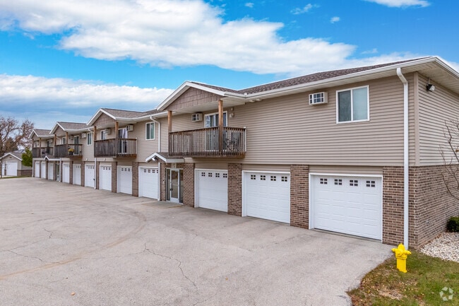 Foto del edificio - Watertown Park Apartments