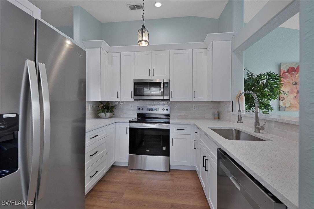 Foto principal - 26729 Little John Ct