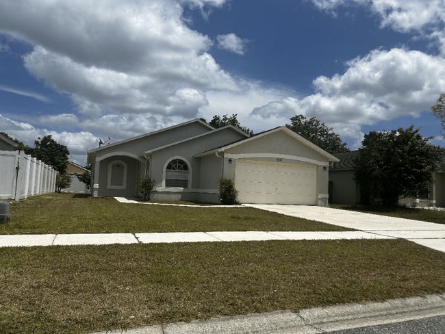 Building Photo - 939 Lejay St