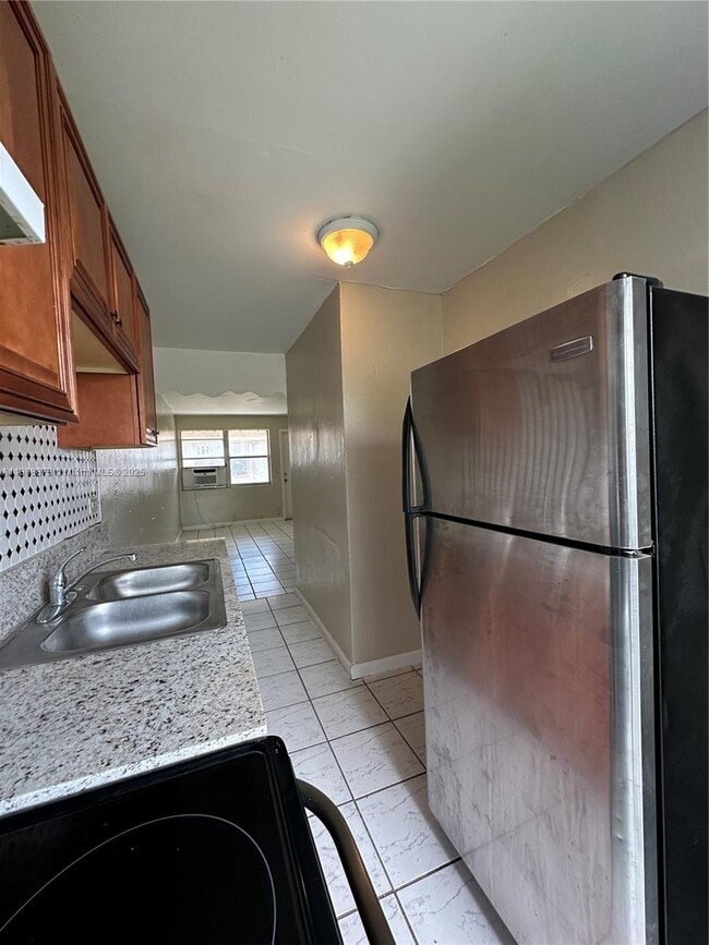 Building Photo - 5797 Flagler St