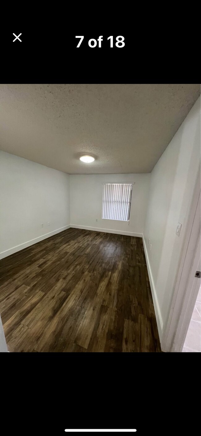 Foto del edificio - 10500 SW 155th Ct