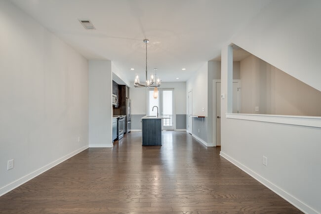 Building Photo - 415 Gartrell St SE