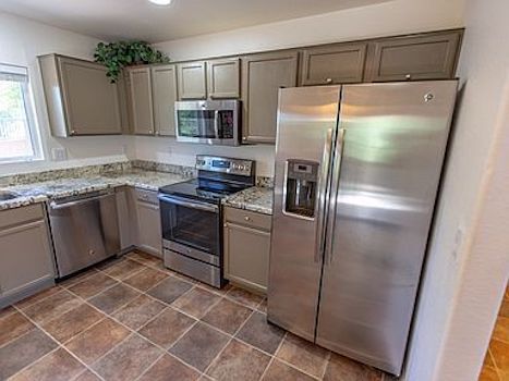 Kitchen - 7650 E Williams Dr