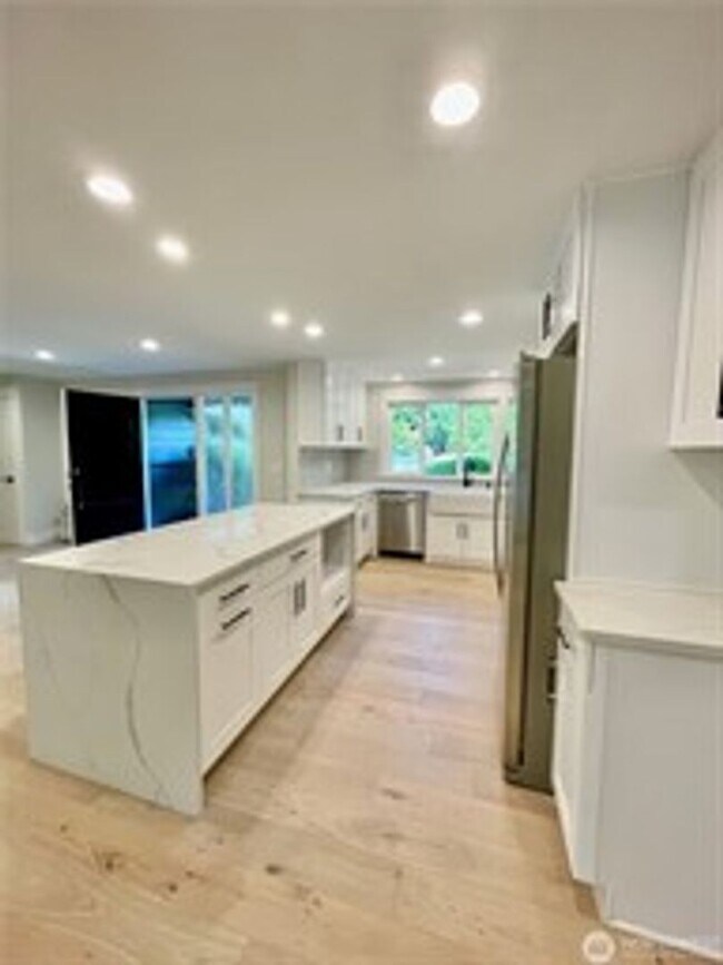 Foto del edificio - 3Bd/2.5Ba Mercer Island House