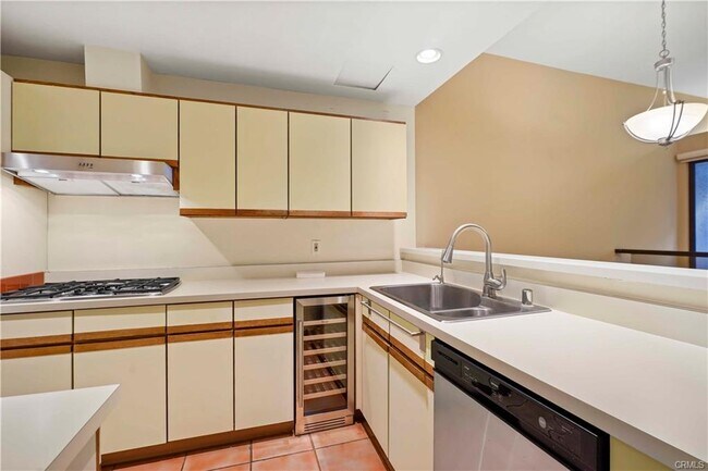 Foto del edificio - 500 E Del Mar Blvd