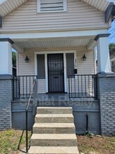 Building Photo - 3215 Lafitte Ave