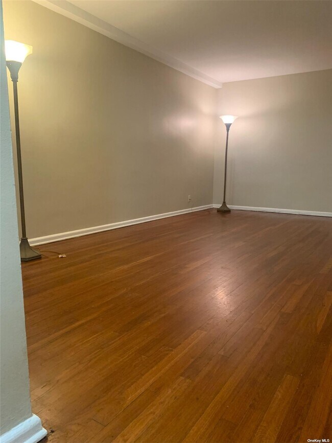 Foto del edificio - 25-22 73rd St