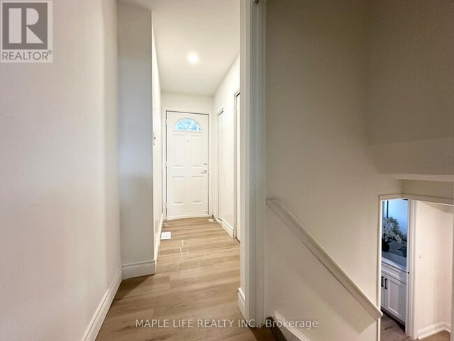 Building Photo - 15 Nymark Ave