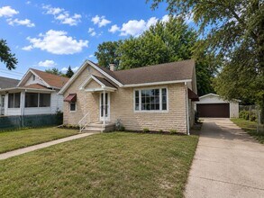 Building Photo - 1727 Marne Ave