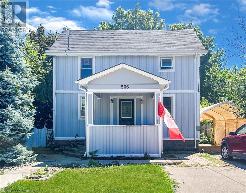 Primary Photo - 506 Alder St W