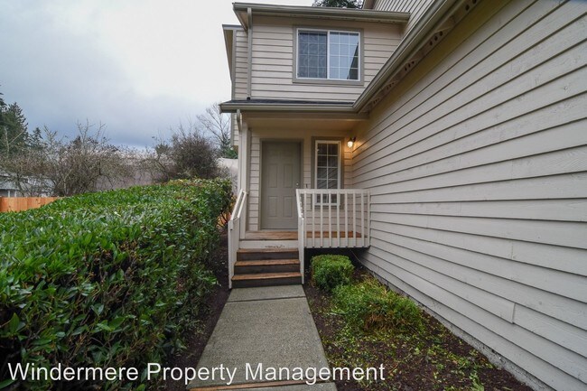 Building Photo - 531 Duchess Rd