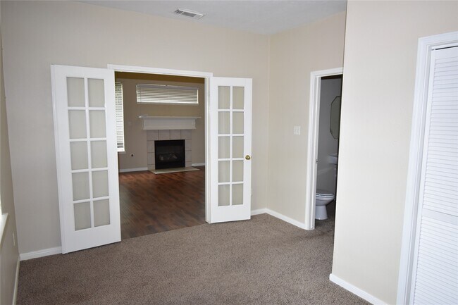 Foto del edificio - 21147 Covington Bridge Ln