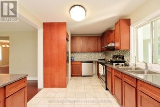 Building Photo - 15790 Mississauga Rd