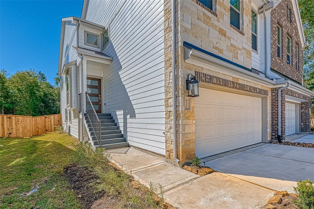 522 Longleaf Pine Dr, Montgomery, TX 77316 Condo for Rent in