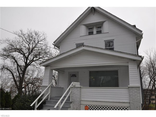 Building Photo - 810 Vernon Odom Blvd