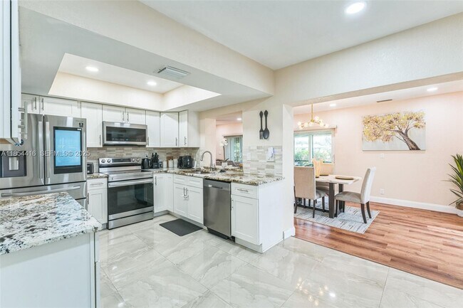 Foto del edificio - 5706 S Travelers Palm Ln