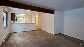 Building Photo - 5606 E 40th Ave