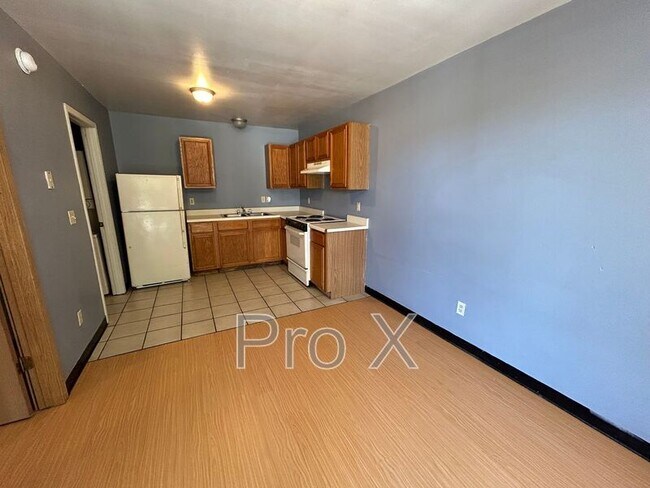 Foto del edificio - 1706 S Powell St
