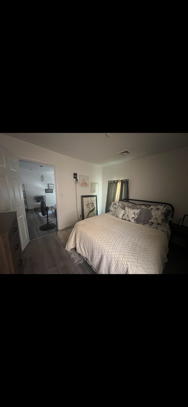 Foto del edificio - 46 Mary Ave