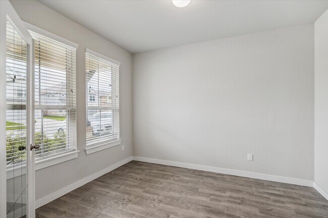 Foto del edificio - 2138 Reed Cave Ln
