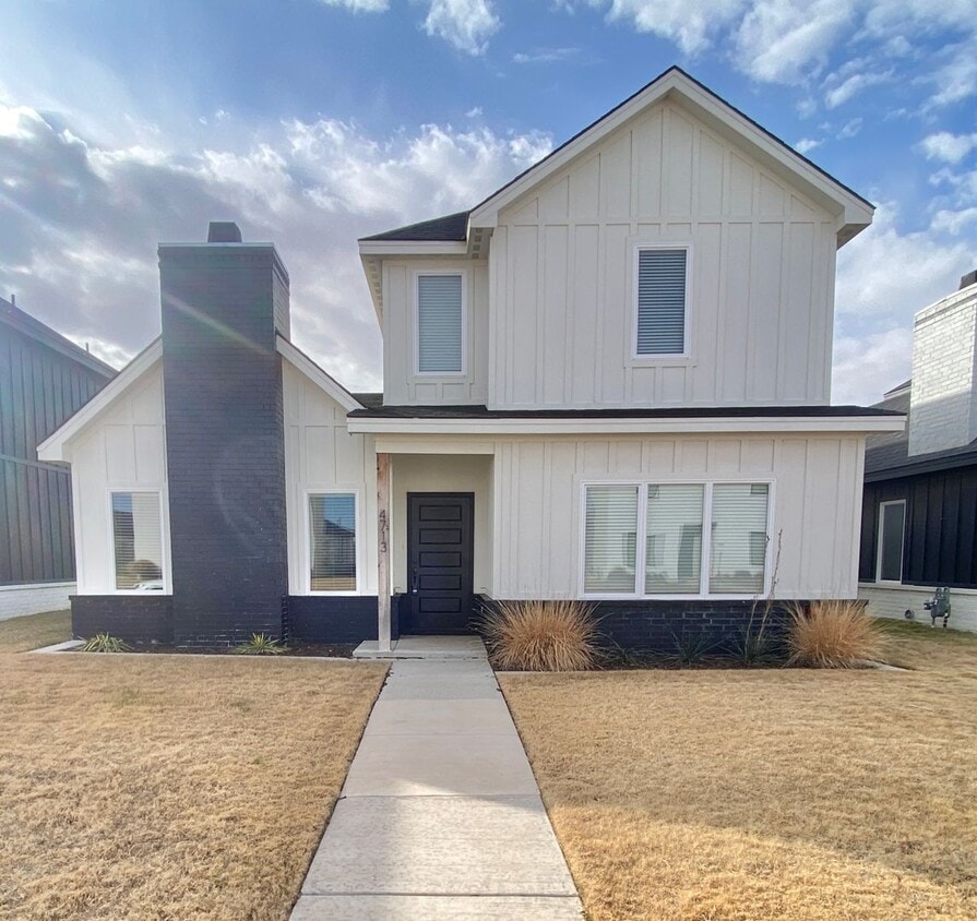 Foto principal - Amazing 4 bed 2.5 now available in Lubbock...