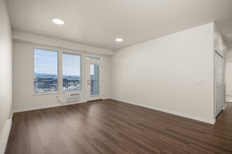 Building Photo - Black Iron Apartments