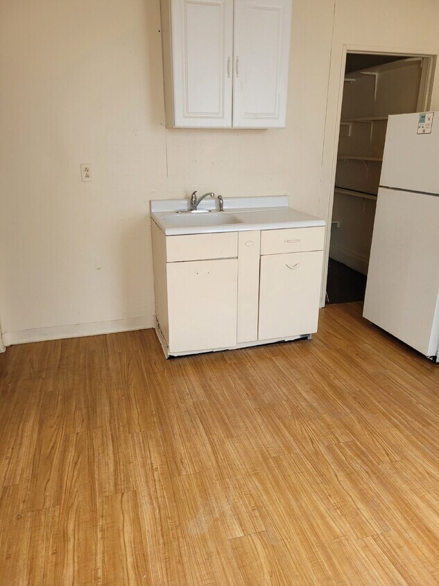 Foto principal - 984 Jefferson Ave