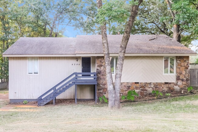Building Photo - 8586 Grandbury Pl