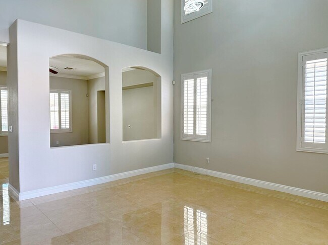 Foto del edificio - 7639 Comanche Canyon Ave