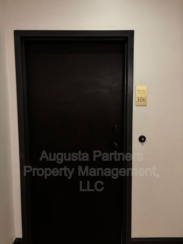 Foto del edificio - 936 Broad St