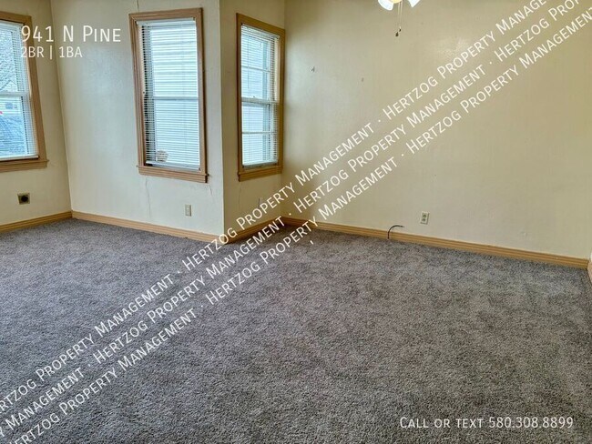 Foto del edificio - 941 N Pine-