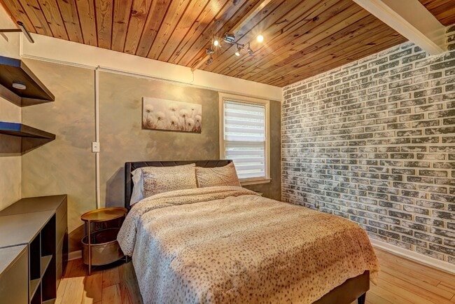 Photo - 3497 Northcrest Rd (Atlanta, GA) House