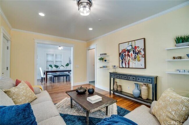 Foto del edificio - 2251 White St