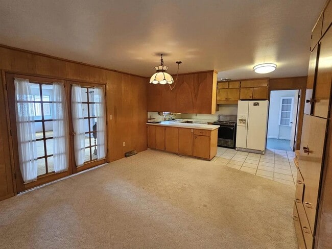Building Photo - 3254 Buena Vista Rd