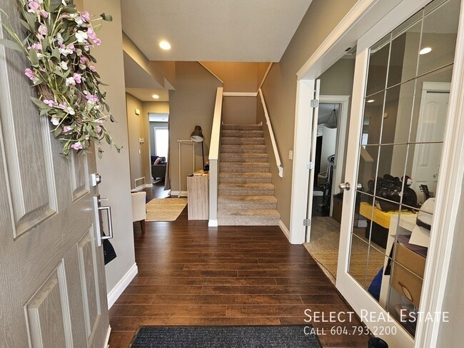 Building Photo - 47393 MacSwan Dr